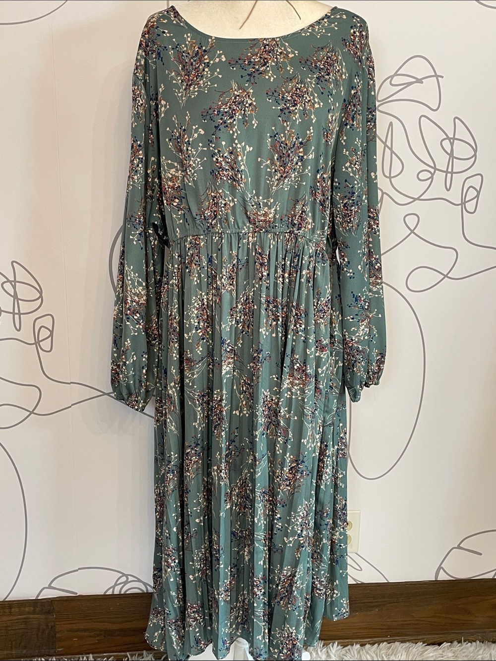 Hayden-Teal Floral Long Sleeve Maxi Dress with Elastic Waist size 2X - Picture 9 of 10